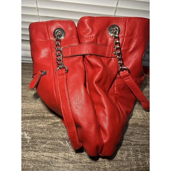 Marco Tozzi Red Faux Leather Bag w/Double Partial Silver Chain Straps - Picture 7 of 9